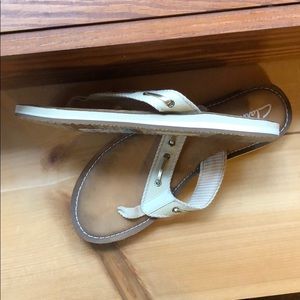 Clark’s women’s sandals - brand new